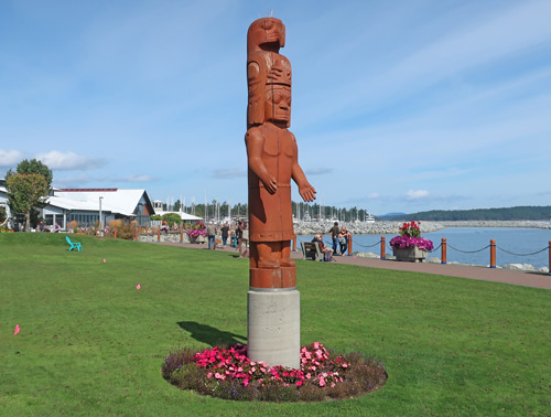 Totem Pole near the Salish Sea Centre, Sydney BC